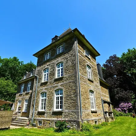 Chateau Du Fayais - Dans Un Cadre Exceptionnel En Pleine Nature Pour 9 Personnes - By La Conciergerie Apartamento Bièvre